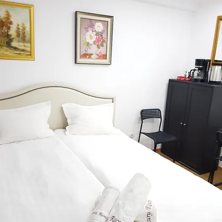 Cheap Accommodation National Arena * Boekarest