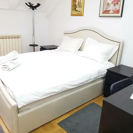 Cheap Accommodation National Arena Appartement