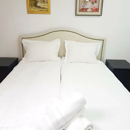 Appartement Cheap Accommodation National Arena Boekarest