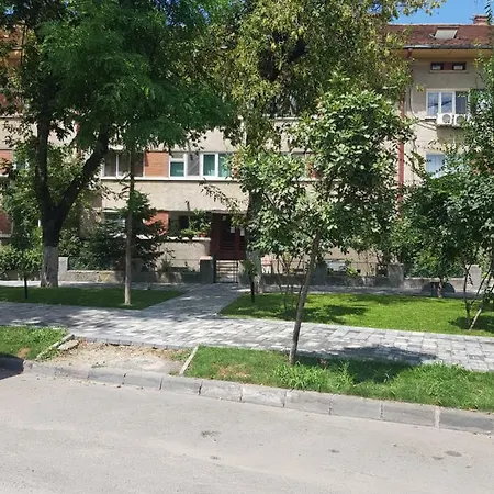 Cheap Accommodation National Arena Apartment *
